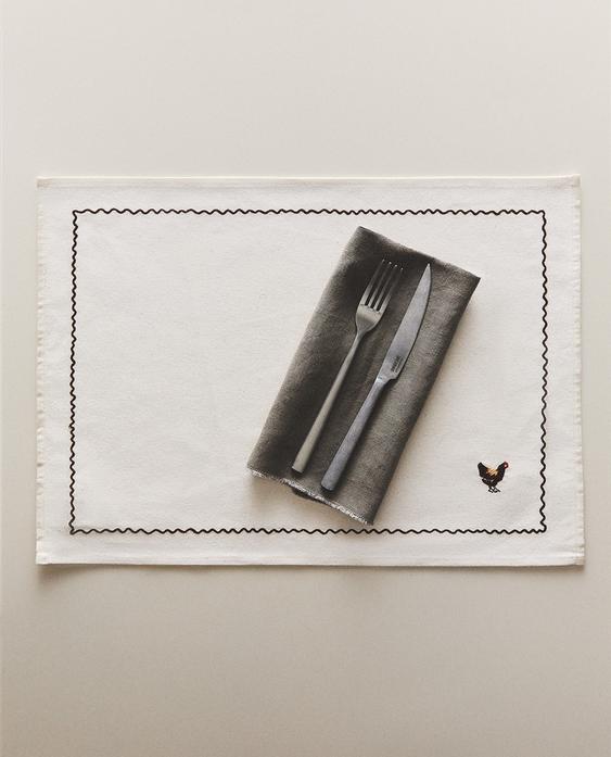 COTTON PLACEMAT WITH HEM EMBROIDERY