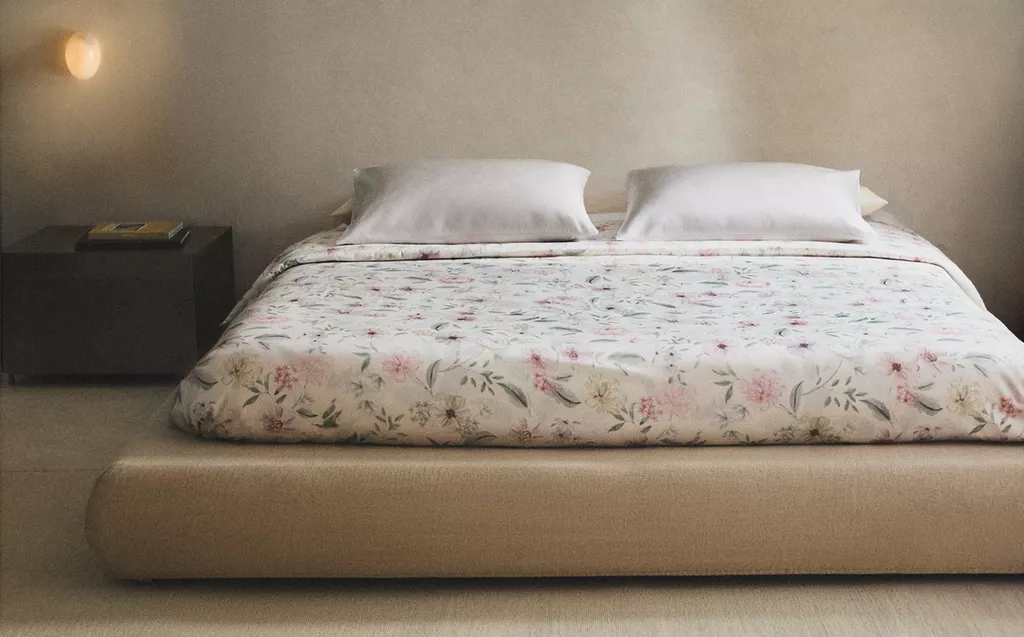 FLORAL PRINT SATEEN DUVET COVER