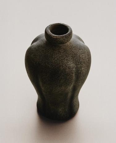 纯色赤陶花瓶