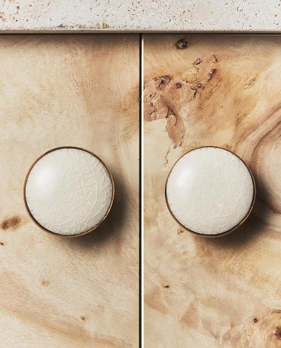 PACK OF ROUND CERAMIC DOOR KNOBS (PACK OF 2)