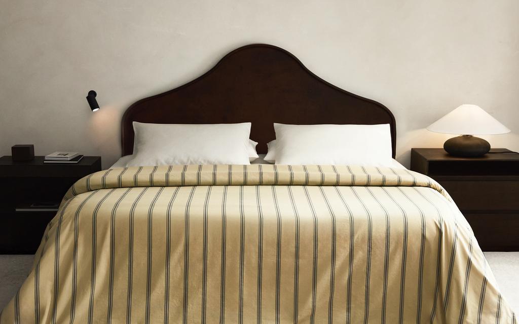 STRIPED PERCALE DUVET COVER (300 THREAD COUNT)