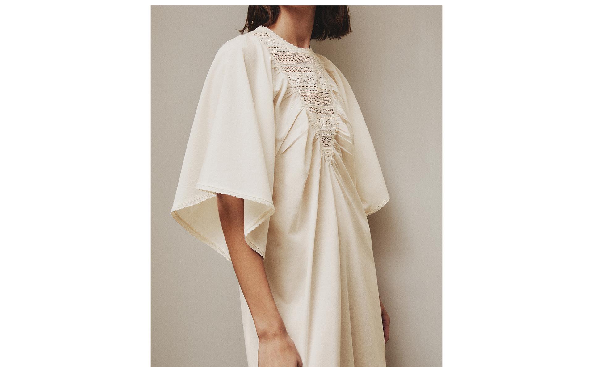 NIGHTDRESS WITH LACE TRIM SLEEVES NIGHTDRESS WITH LACE TRIM SLEEVES