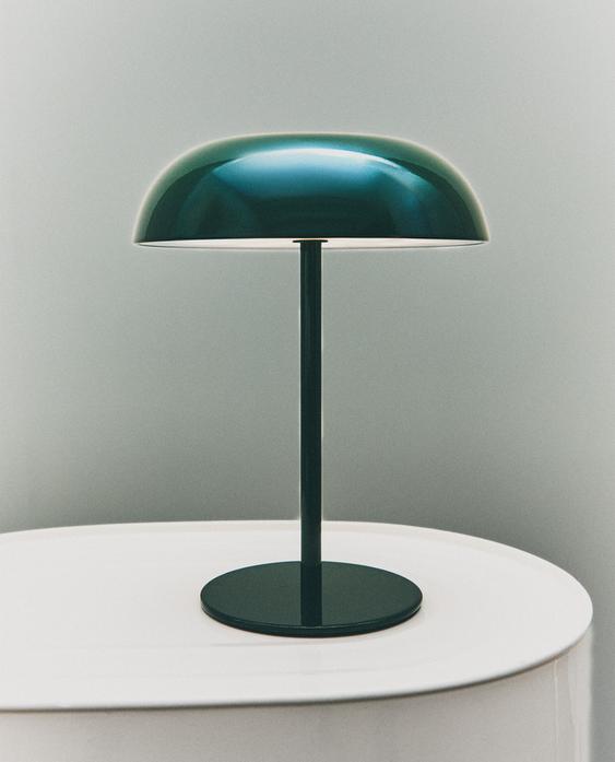 MONOCHROME TOUCH TABLE LAMP