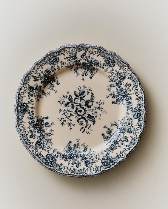 FLORAL EARTHENWARE DINNER PLATE