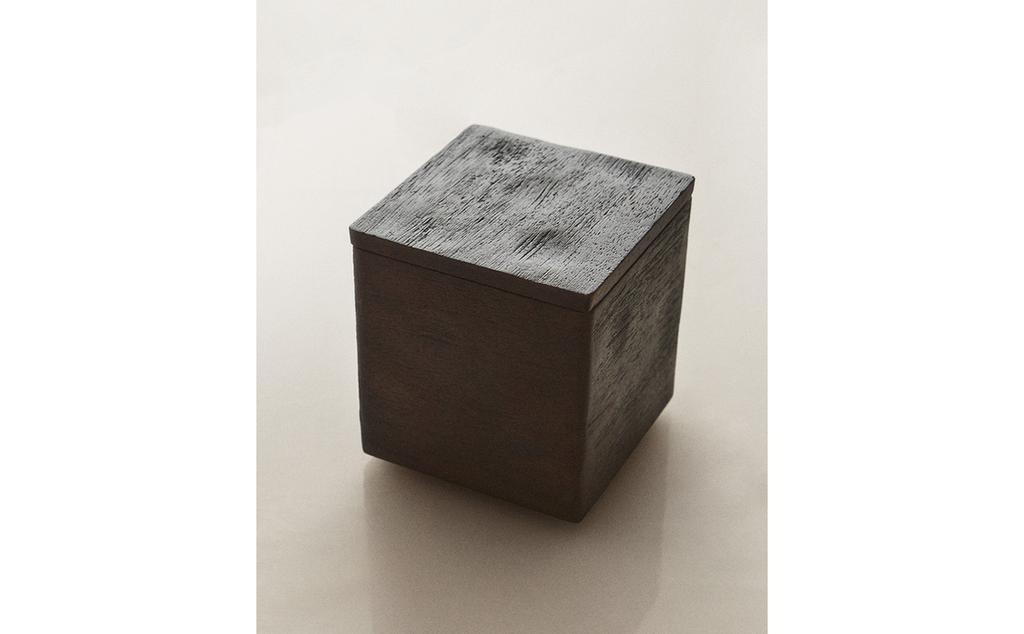 SMALL WOODEN BOX WITH LID