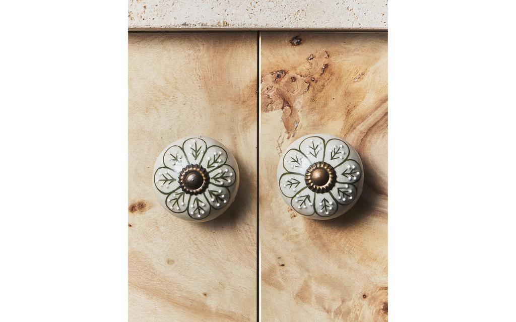 PACK OF CERAMIC FLOWER DOOR KNOBS (PACK OF 2)