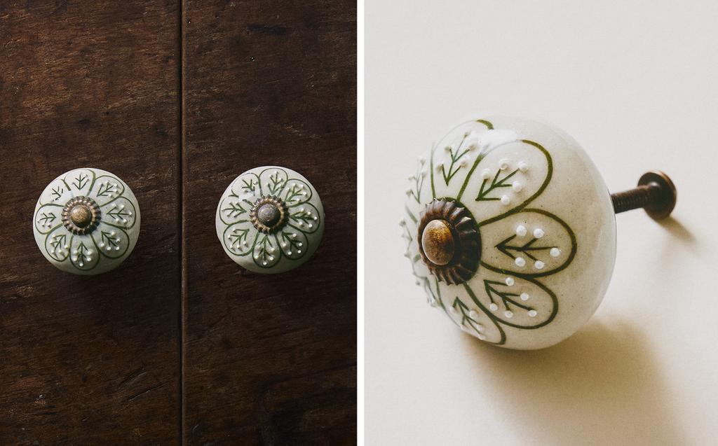 花朵陶瓷拉钮套装（2 件套装）