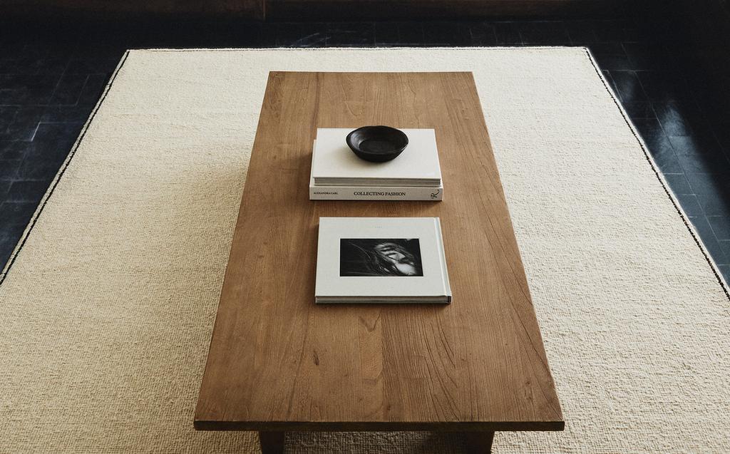 RECTANGULAR BOUCLÉ WOOL RUG