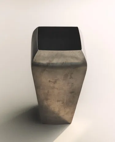 复古金属花瓶