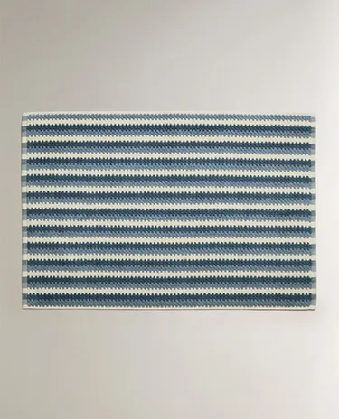 GEOMETRIC JACQUARD BATH MAT