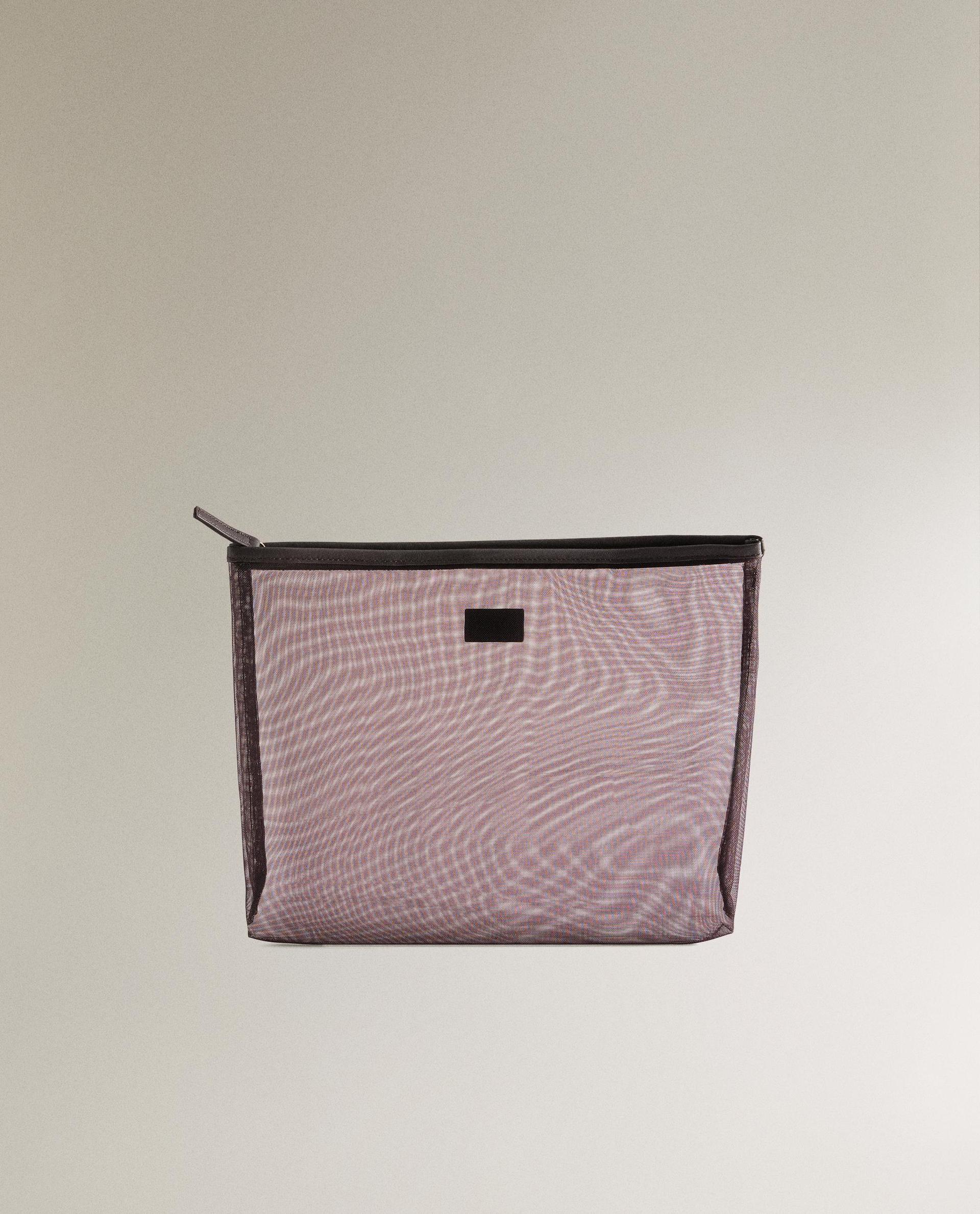 MEDIUM MESH WASH BAG MEDIUM MESH WASH BAG