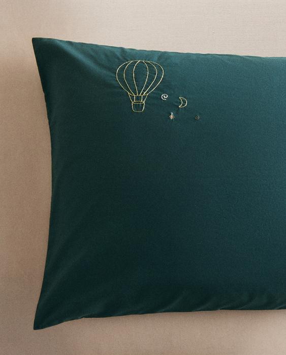 KIDS' BALLOON PILLOWCASE