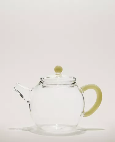 BOROSILICATE GLASS TEAPOT WITH COLOURED HANDLE