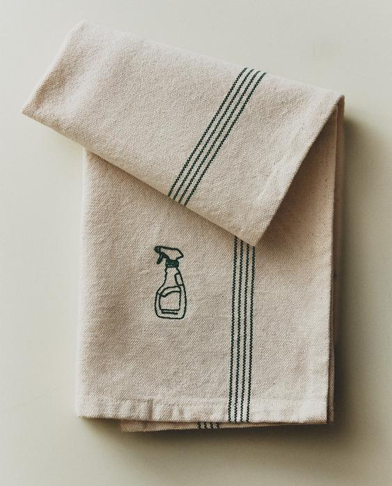 COTTON TEA TOWEL WITH CLEANING EMBROIDERY
