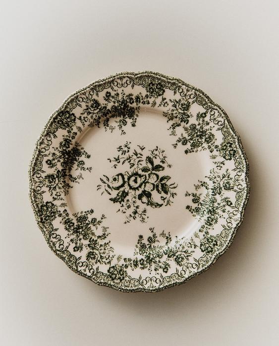 FLORAL EARTHENWARE DINNER PLATE
