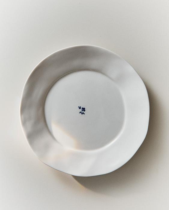FLORAL PORCELAIN DINNER PLATE