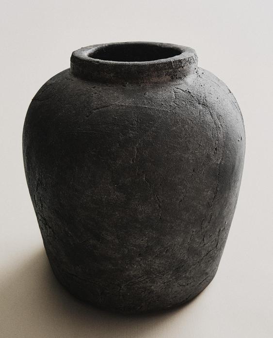 做旧质感陶制花瓶