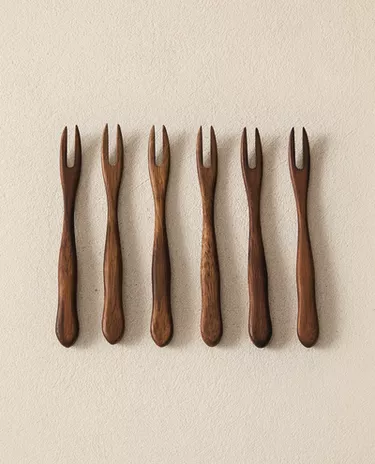 SET OF WOODEN APERITIF FORKS (SET OF 6)