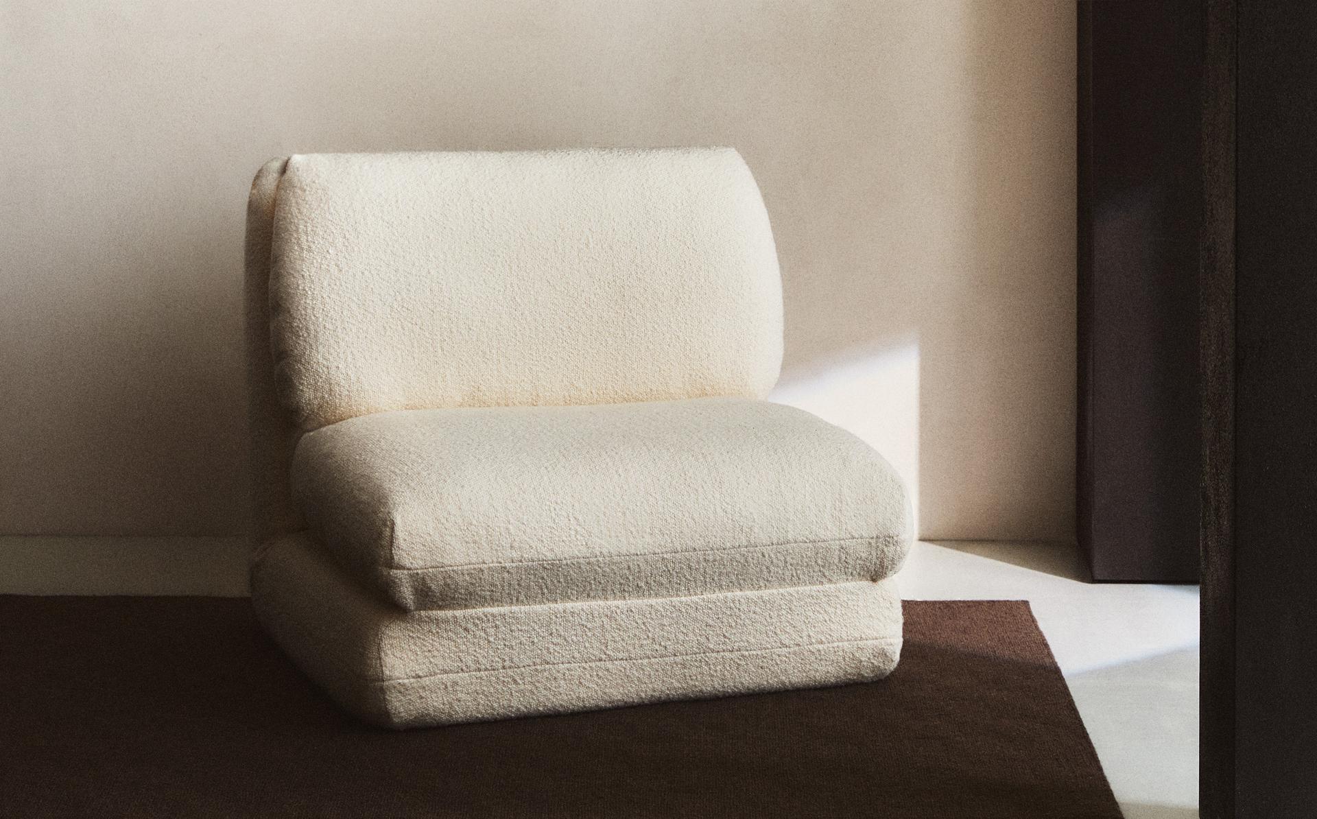 FOLDING BOUCLÉ ARMCHAIR FOLDING BOUCLÉ ARMCHAIR