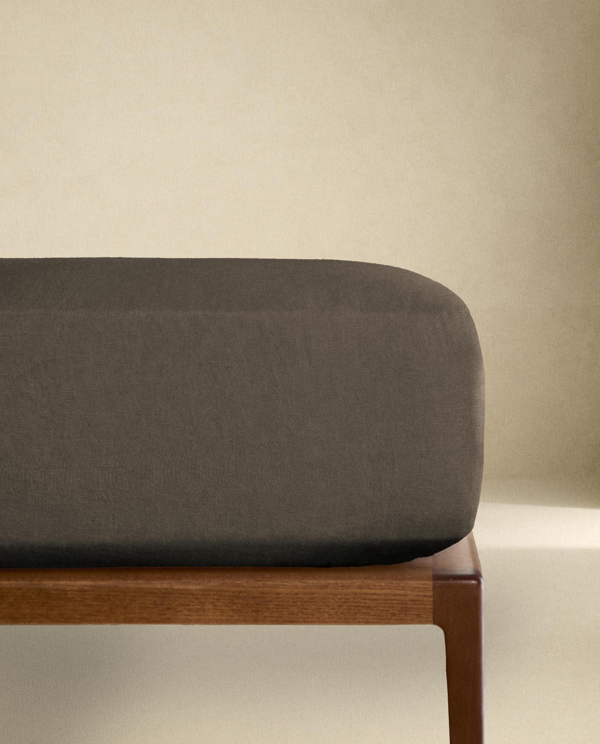 WASHED LINEN FITTED SHEET | 30 CM HIGH (140 GXM²) WASHED LINEN FITTED SHEET | 30 CM HIGH (140 GXM²)