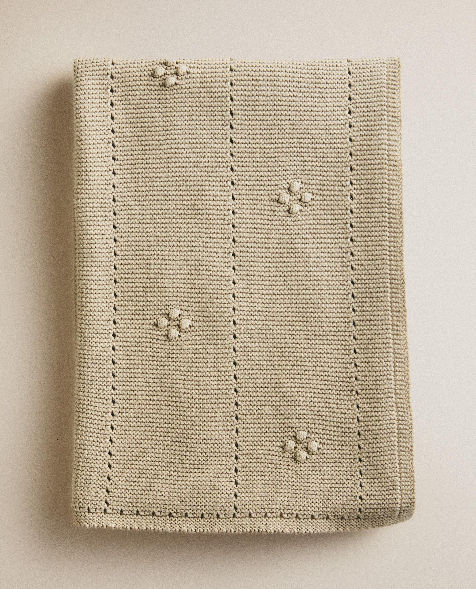 OPENWORK COTTON BABY BLANKET OPENWORK COTTON BABY BLANKET