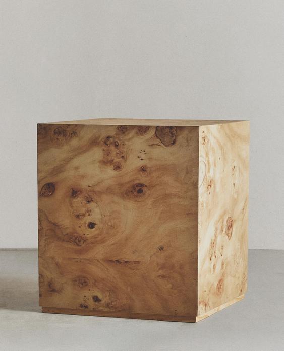 ROOT WOOD CUBE TABLE