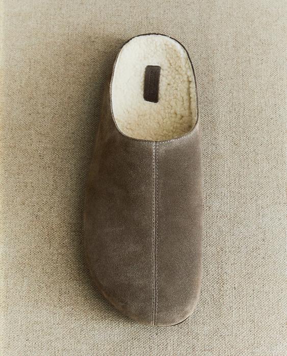 WARM MINIMALIST LEATHER CLOGS