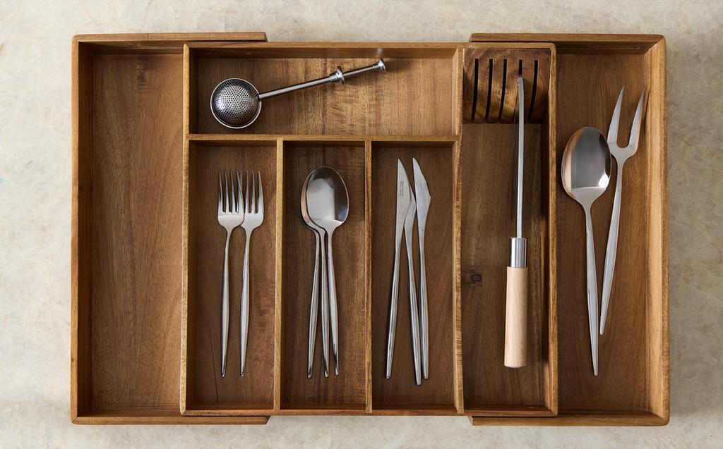 EXTENDIBLE WOODEN CUTLERY TRAY EXTENDIBLE WOODEN CUTLERY TRAY