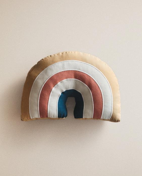 KIDS' RAINBOW CUSHION